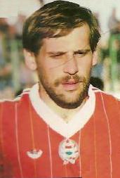 	Péter Hannich 	